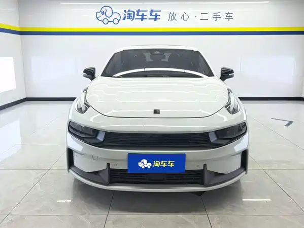 Lynk & Co 03 2021