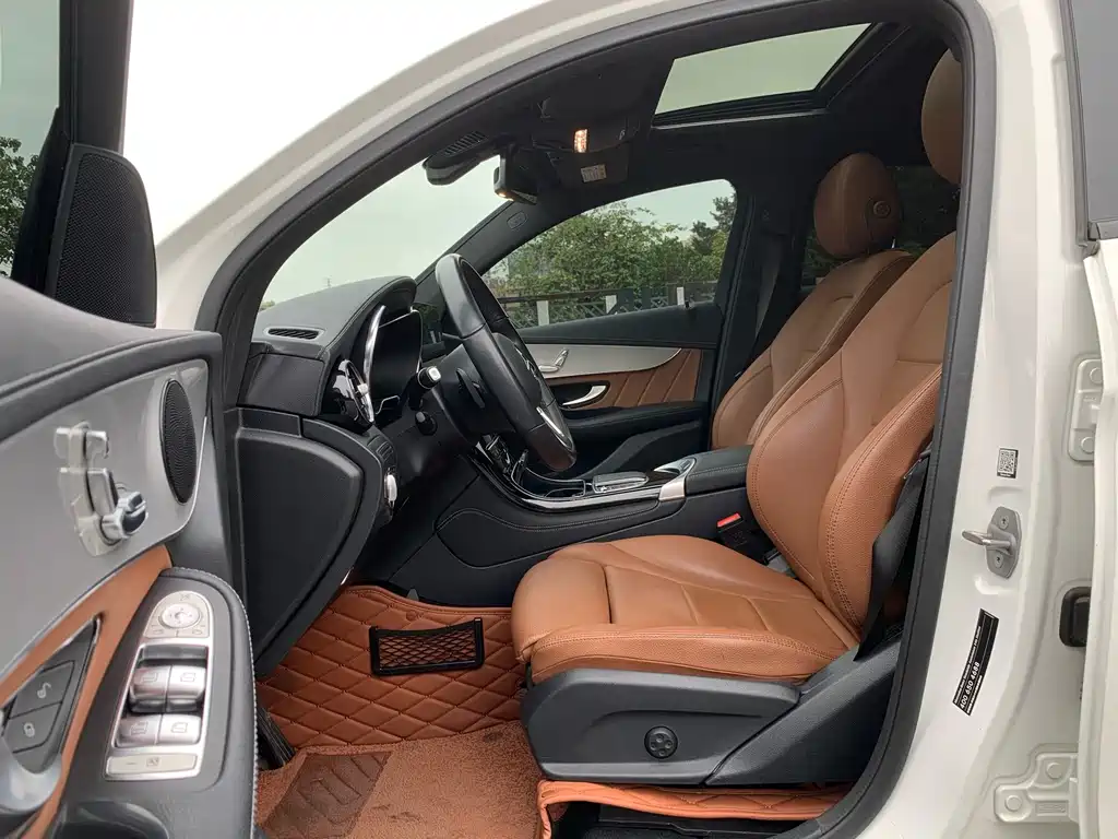 Mercedes-Benz GLC Coupe 2020 — фото 14