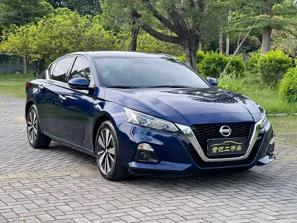 Nissan Teana 2022