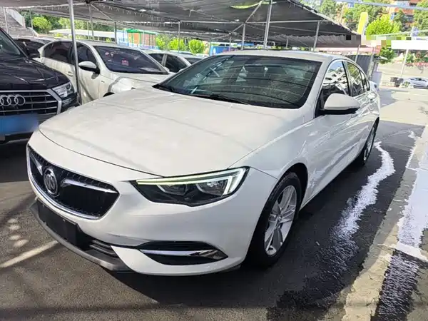 Buick Regal 2018
