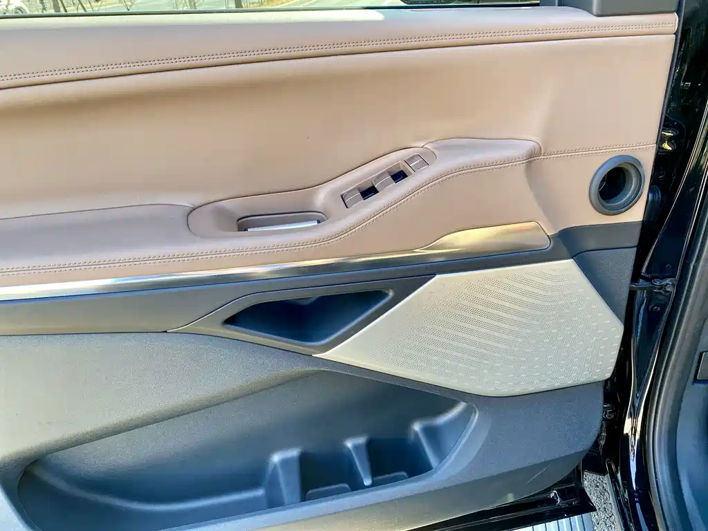 Lincoln Navigator 2025 — фото 12