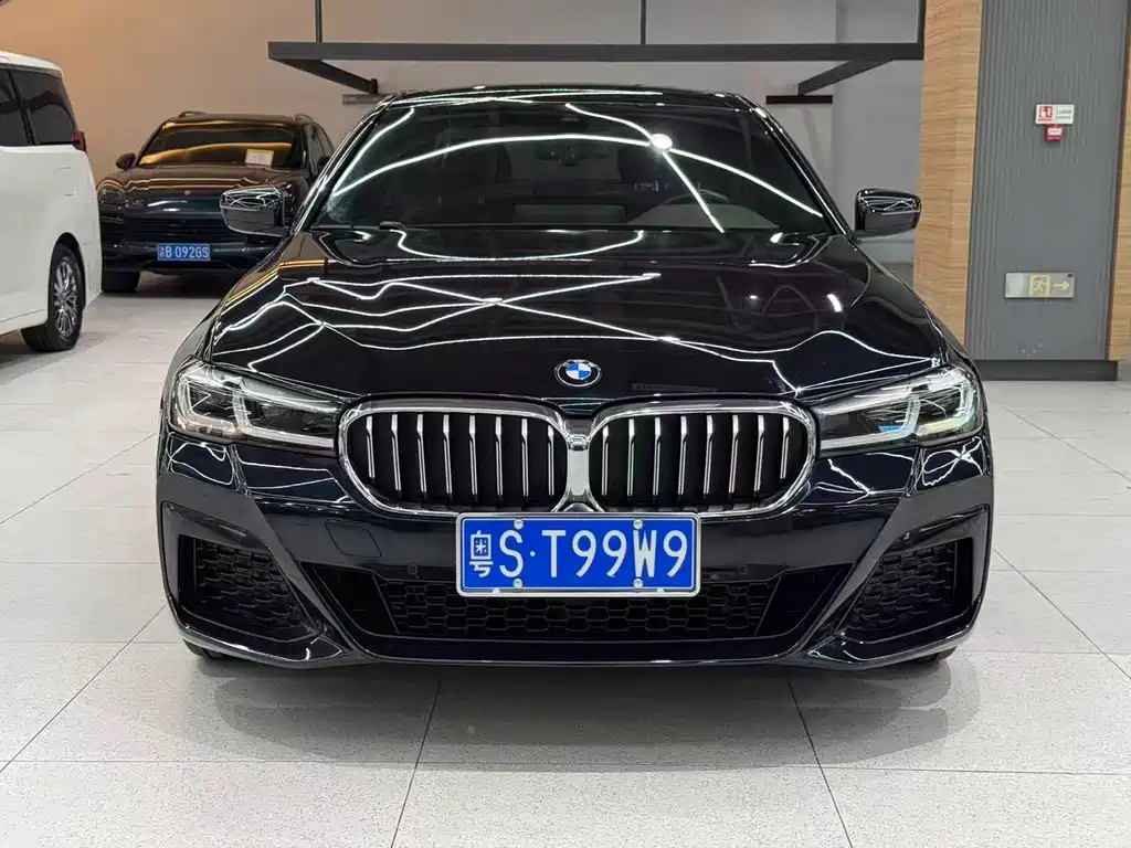 BMW 5 Series 2022