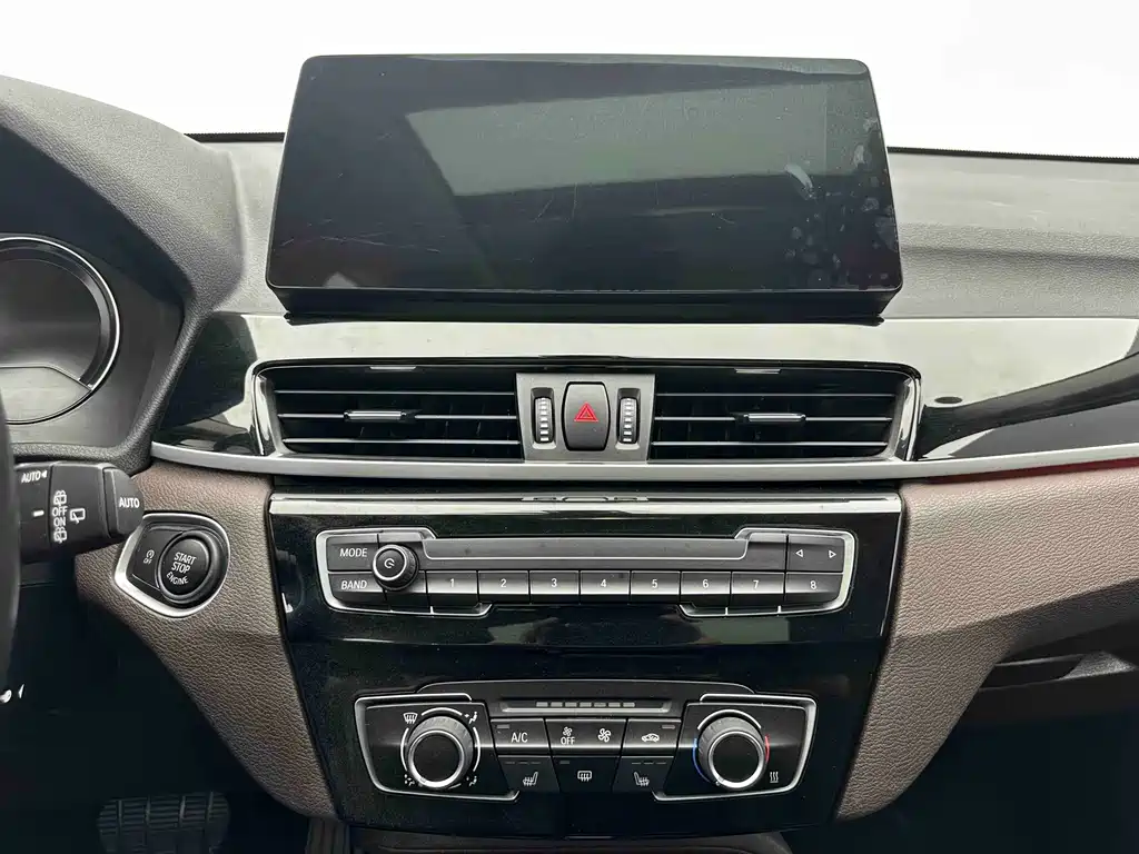 BMW X1 2022 — фото 15