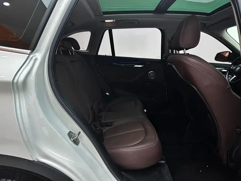 BMW X1 2022 — фото 23