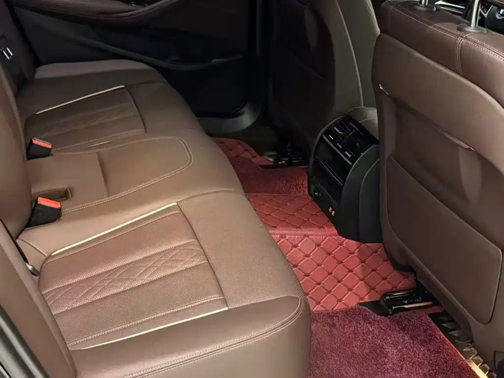 BMW 5 Series 2022