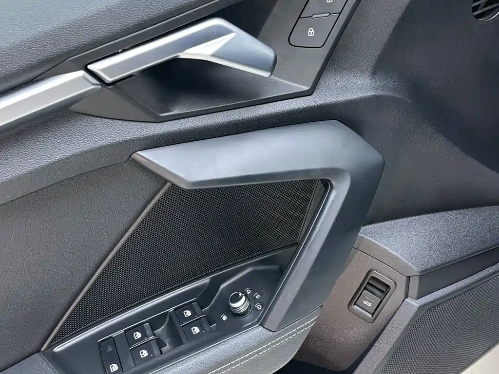 Audi A3 2022 — фото 11