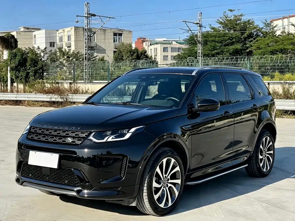 Land Rover Discovery Sport 2022 — фото 1
