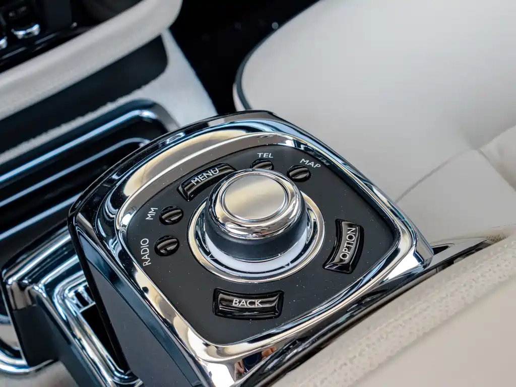 Rolls-Royce Phantom 2013 — фото 19