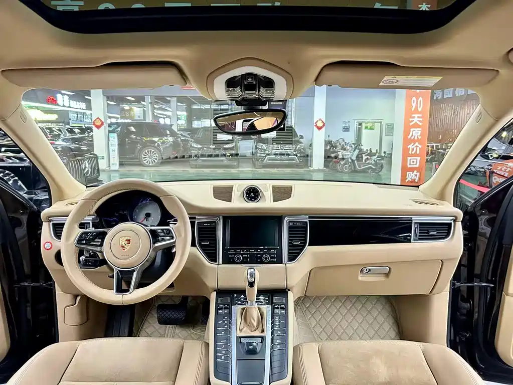 Porsche Macan 2015