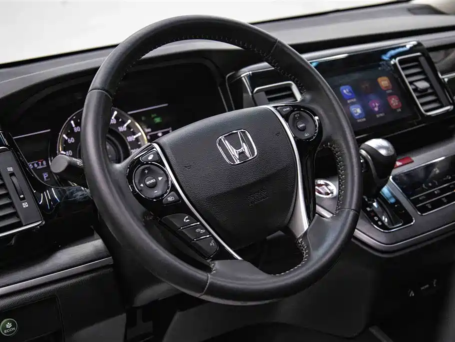 Honda Elysion 2016 — фото 17