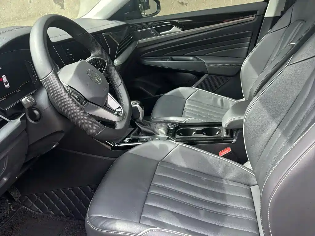 Volkswagen Passat 2023