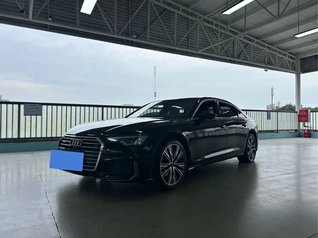 Audi A6L 2020 — фото 1