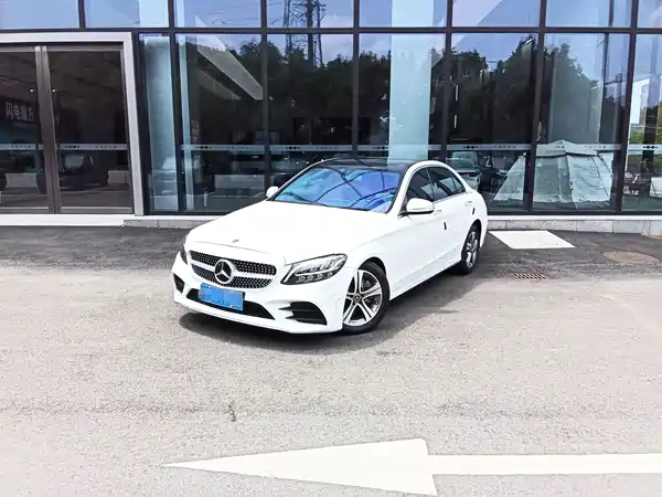 Mercedes-Benz C-Class 2019