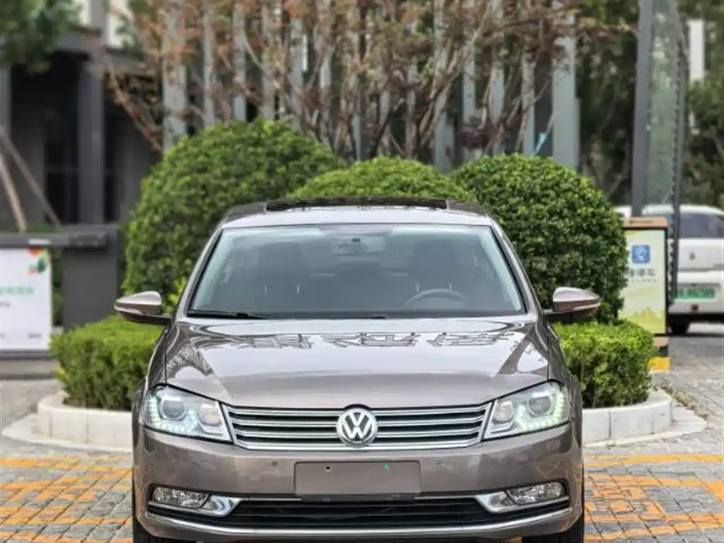 Volkswagen Magotan 2014