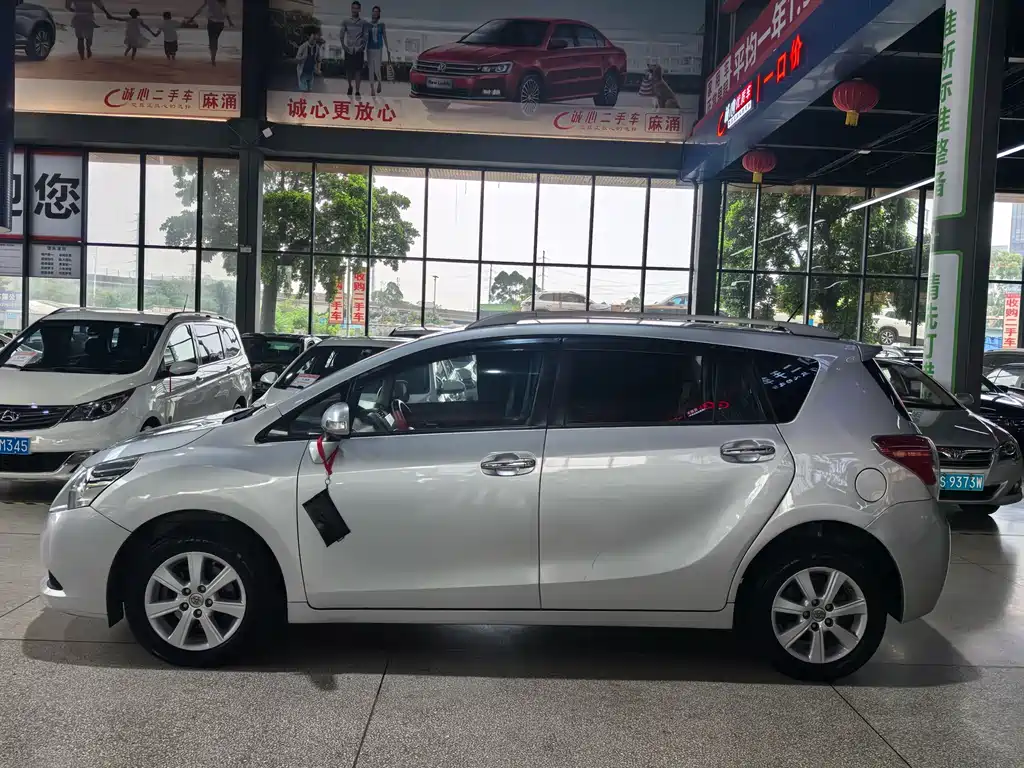 Toyota Verso 2012