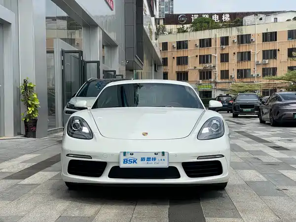 Porsche 718 2017