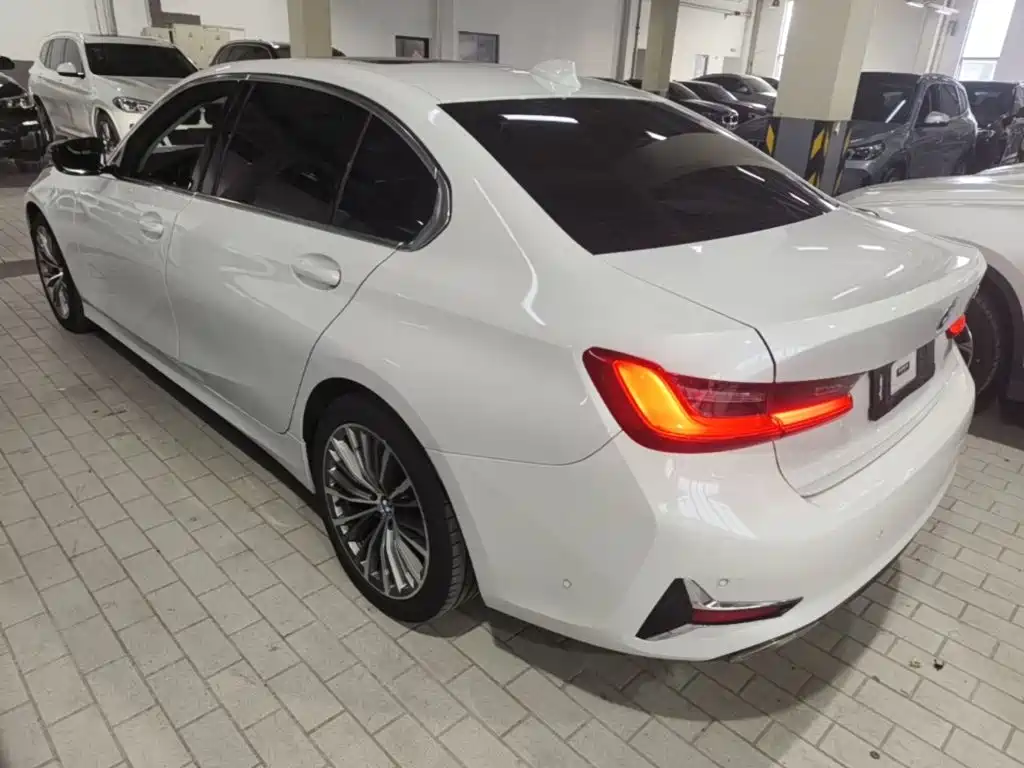 BMW 3 Series 2020