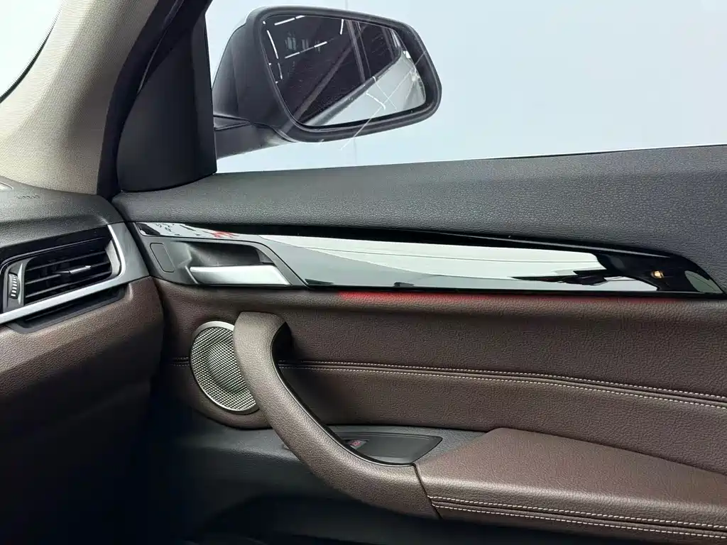 BMW X1 2022 — фото 10
