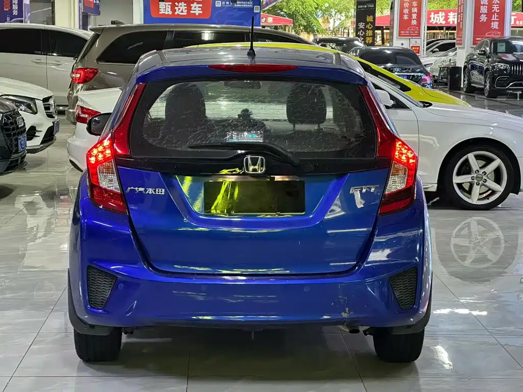 Honda Fit 2017 — фото 8