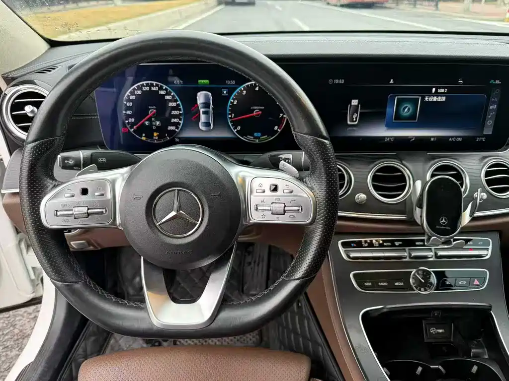 Mercedes-Benz E-Class 2020 — фото 8