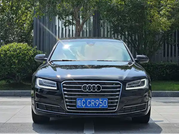 Audi A8 2012