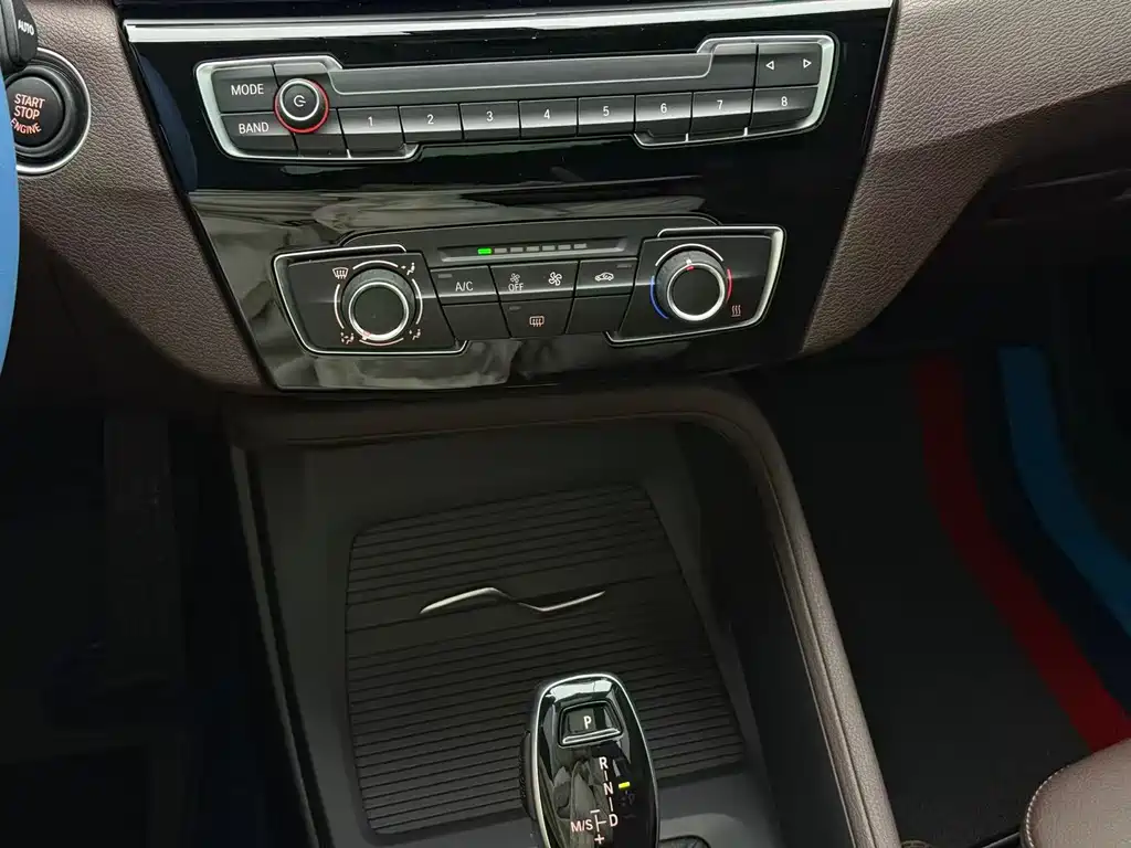 BMW X1 2022 — фото 17