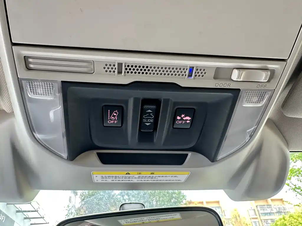 Subaru Forester 2018 — фото 14