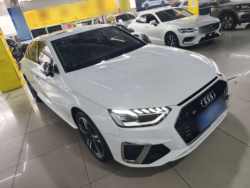 Audi A4L 2022