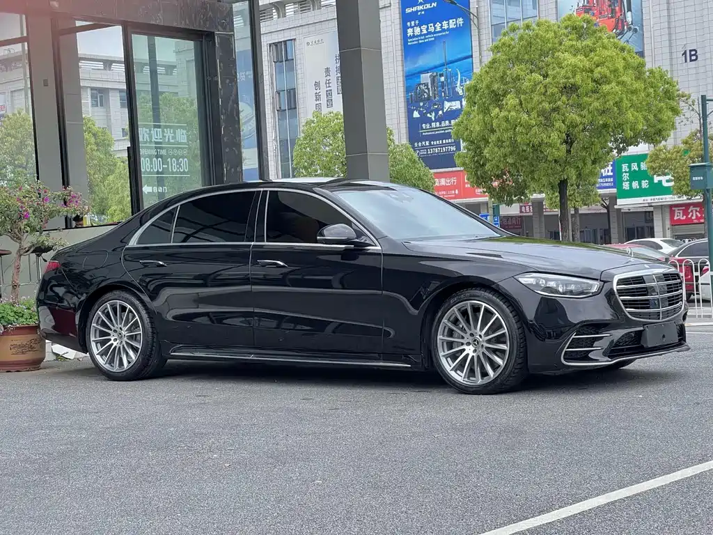 Mercedes-Benz S-Class 2023 — фото 3
