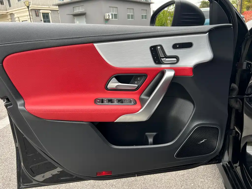 Mercedes-Benz A-Class AMG 2021 — фото 20