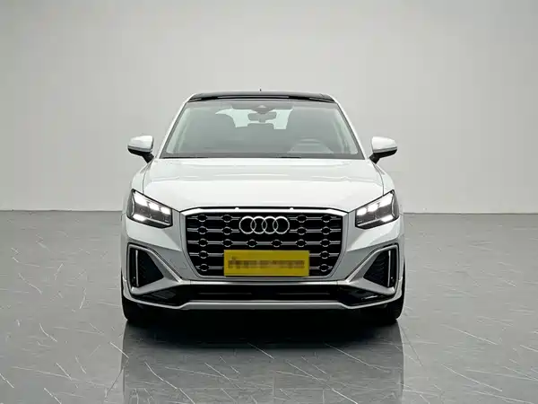 Audi Q2L 2022