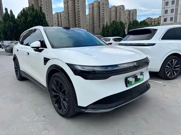 Zeekr 7X 2025