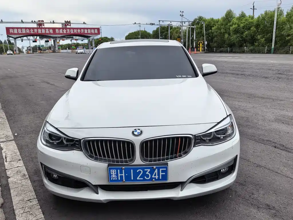 BMW 3 Series GT 2013