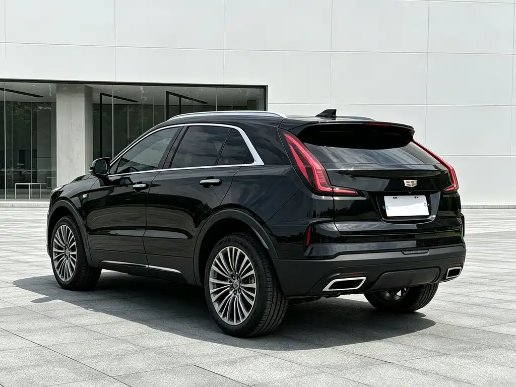 Cadillac XT4 2023 — фото 14