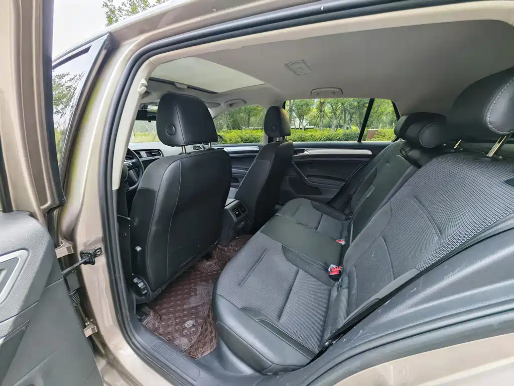 Volkswagen Golf 2020