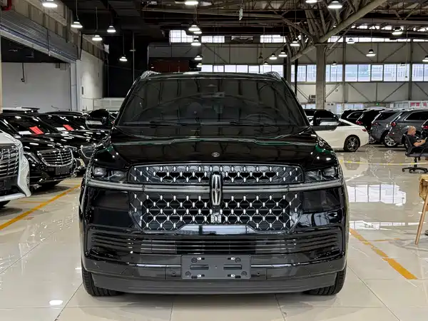 Lincoln Navigator 2025