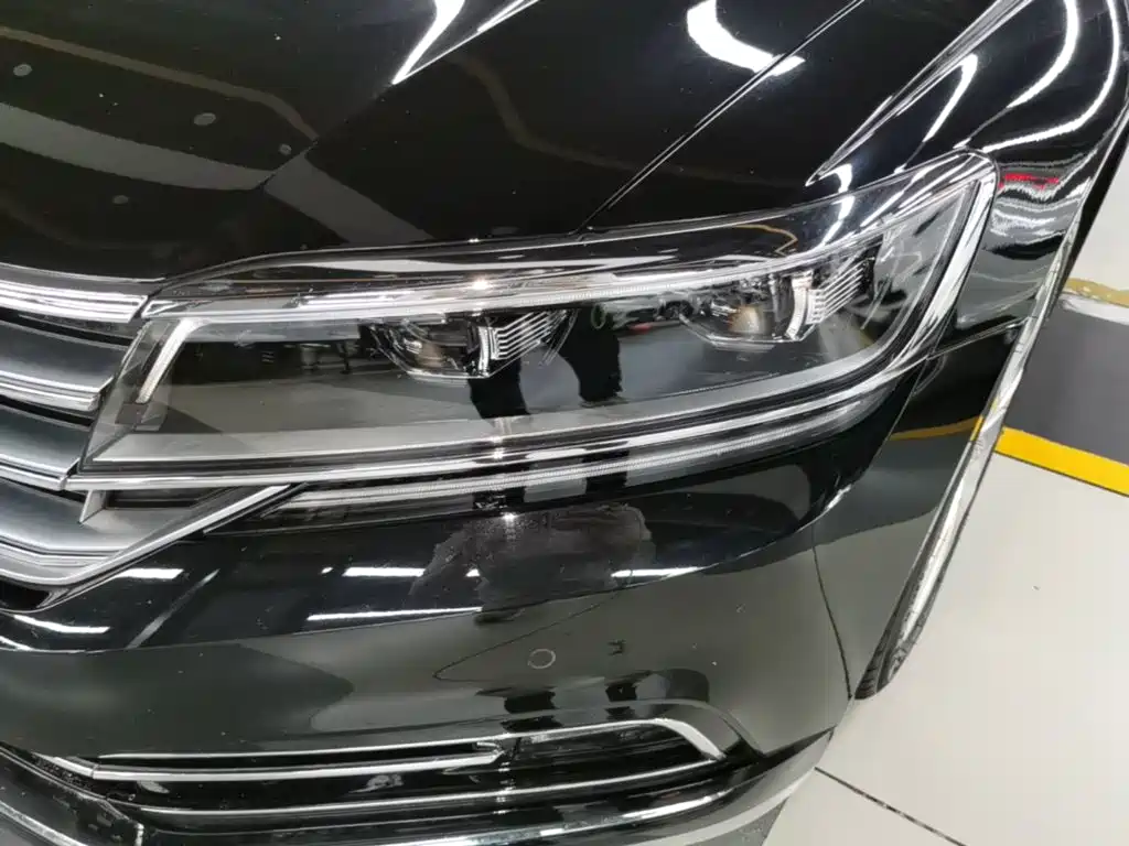 Volkswagen Phideon 2019 — фото 24
