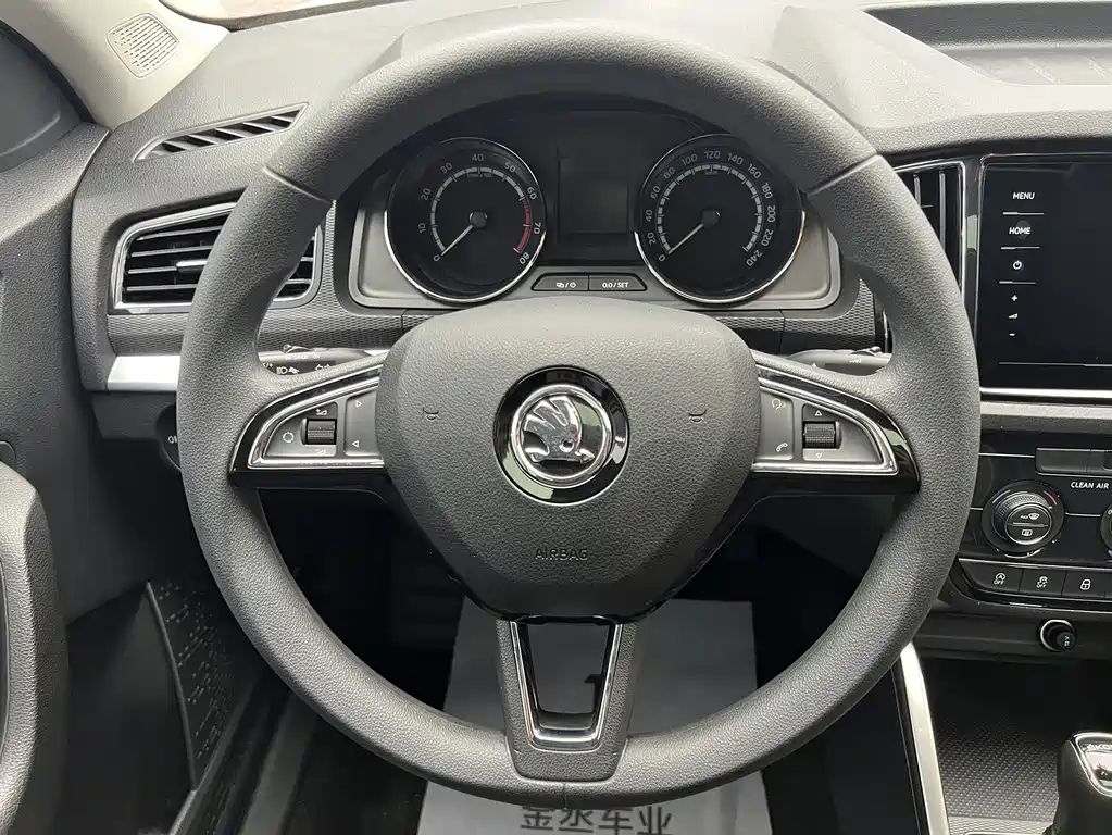 Skoda Kamiq 2022 — фото 12