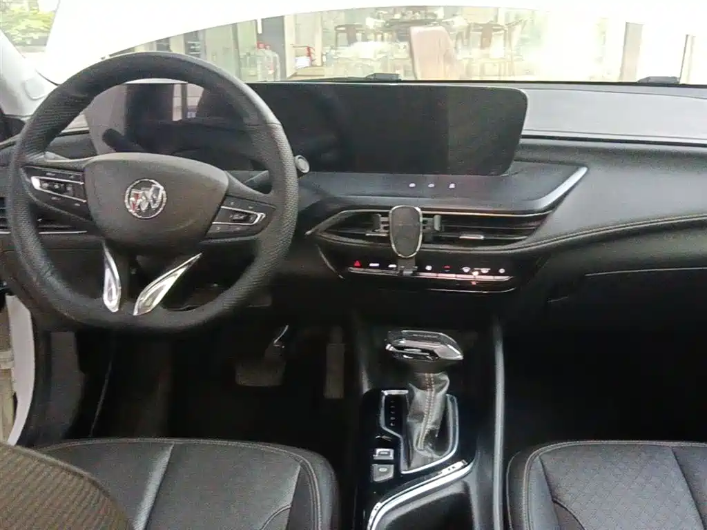 Buick Verano 2023 — фото 10