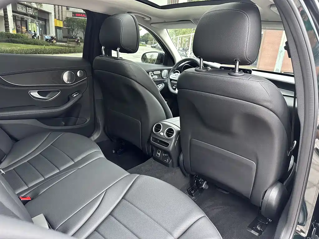 Mercedes-Benz C-Class 2020 — фото 15