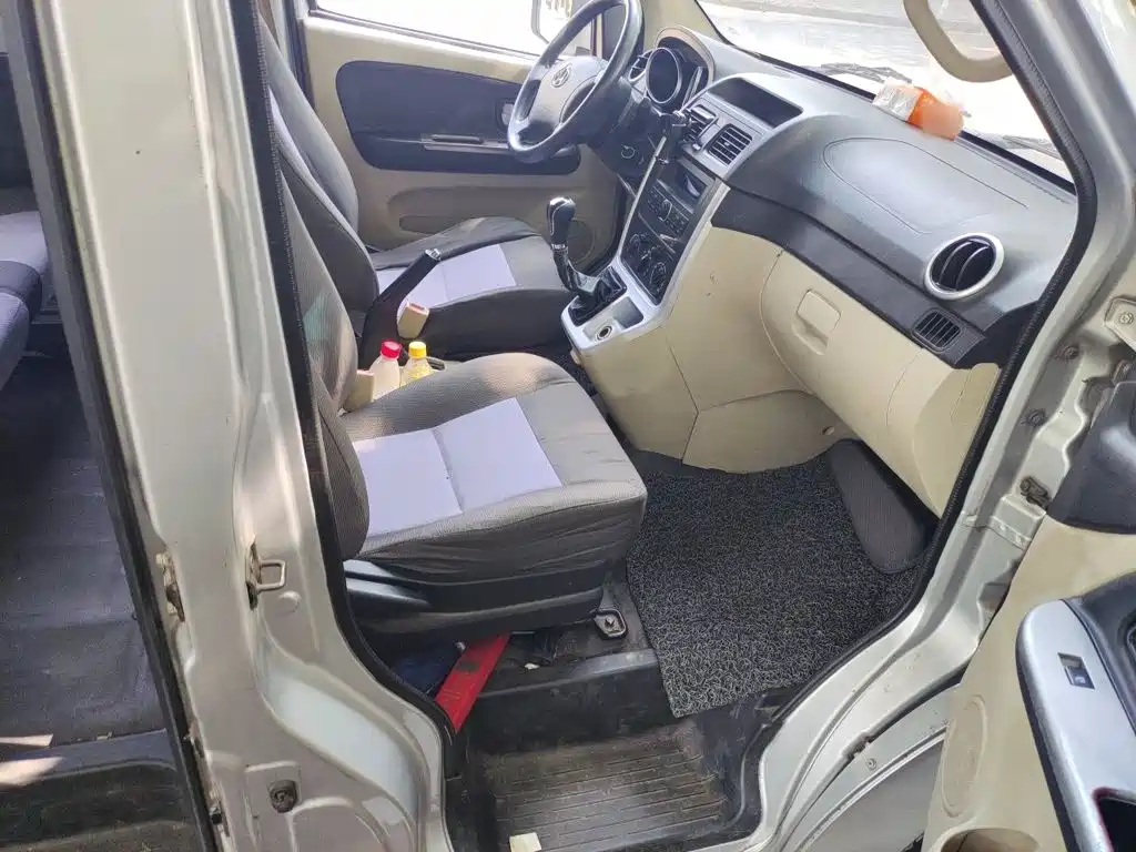 Changan Ruixing M70 2018 — фото 20