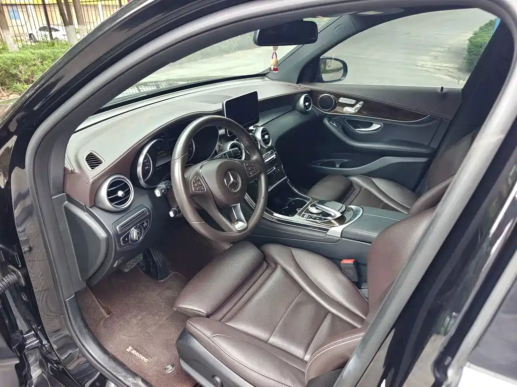 Mercedes-Benz GLC 2019