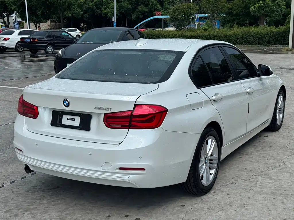 BMW 3 Series 2017