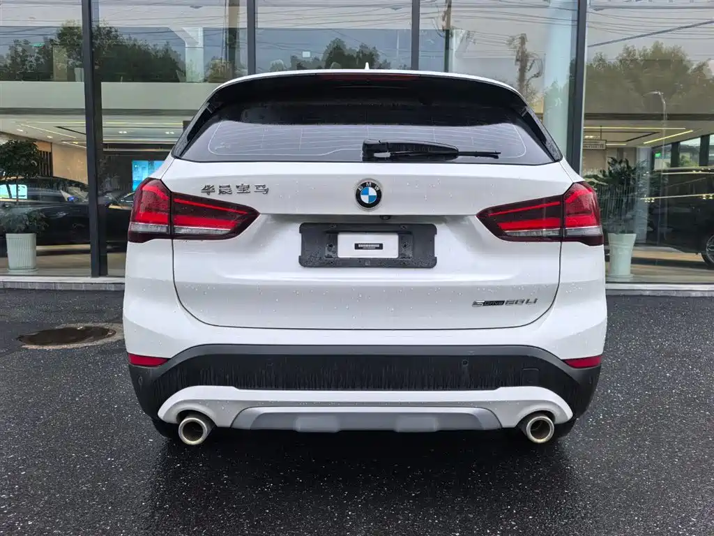 BMW X1 2022 — фото 5