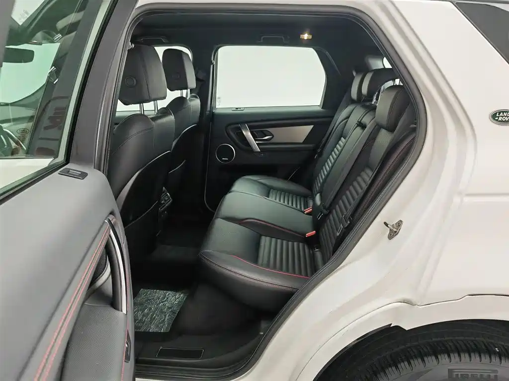 Land Rover Discovery Sport 2022 — фото 15
