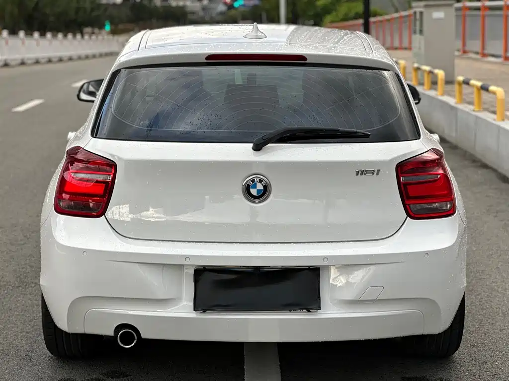 BMW 1 Series 2013 — фото 14