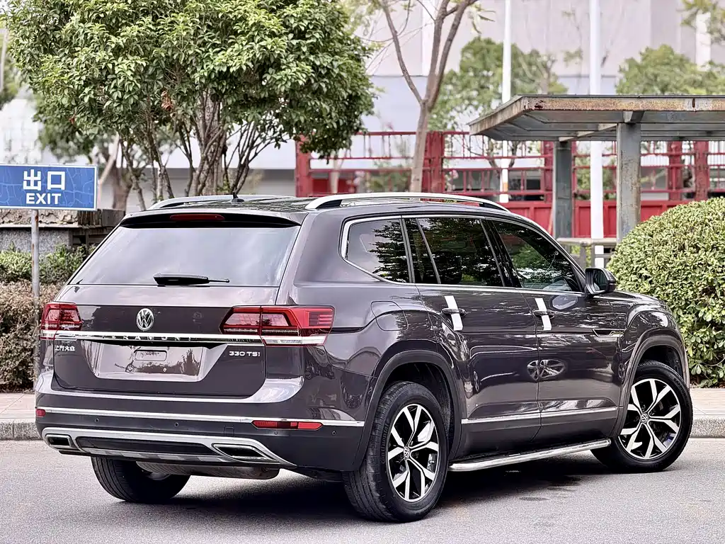 Volkswagen Teramont 2018 — фото 11