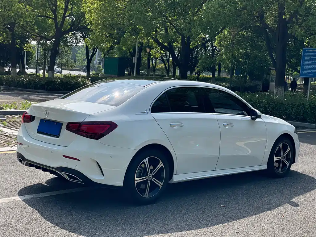 Mercedes-Benz A-Class 2025 — фото 12