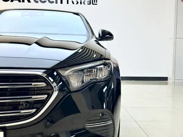 Mercedes-Benz E-Class 2024