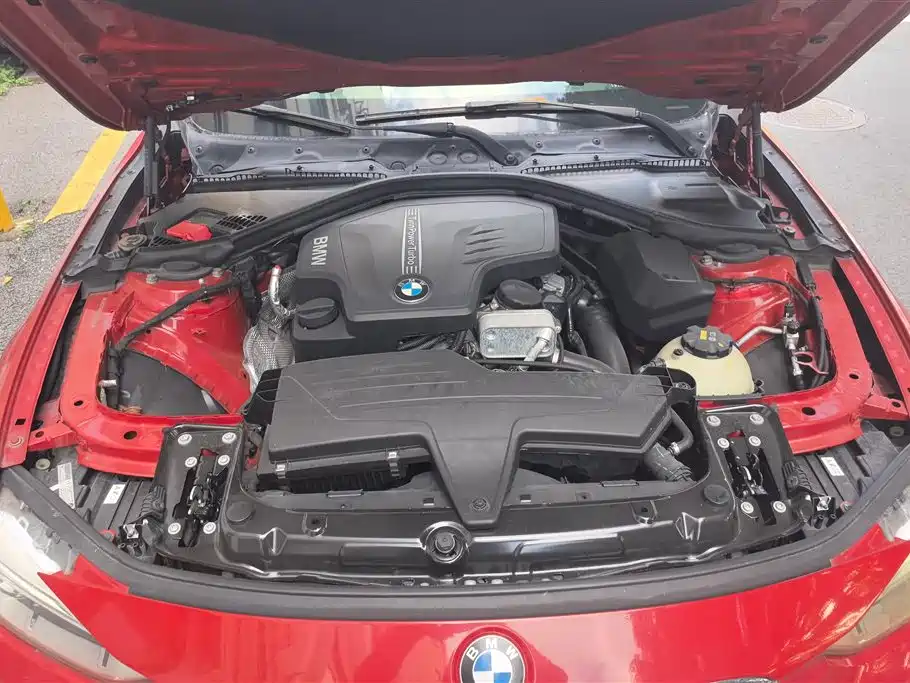 BMW 3 Series 2014 — фото 10